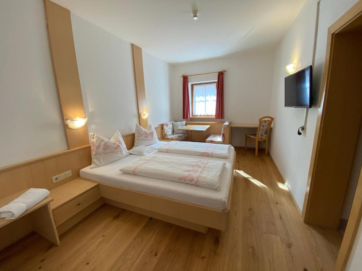 Lindnerhof Urlaub Am Bauernhof Ξενοδοχείο San Lorenzo di Sebato Εξωτερικό φωτογραφία